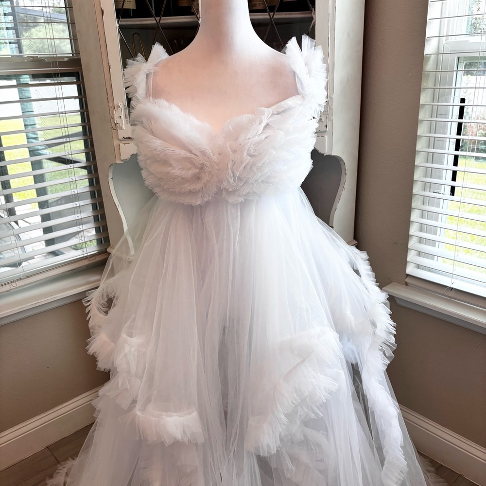 NEW Tulle Maternity Dress for Photoshoot Bridal Robe White NWOT Size L/XL - Picture 2 of 12